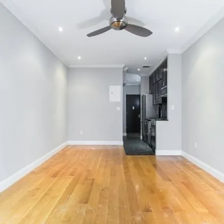Rent this 1 bed apartment on La Delice Pastry Shop in 372 3rd Avenue, New York
