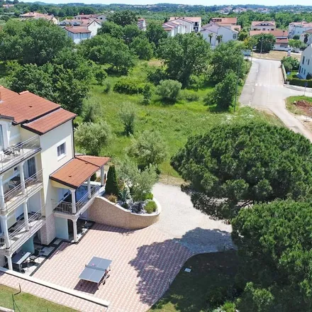 Image 7 - 52440, Croatia - Apartment for rent