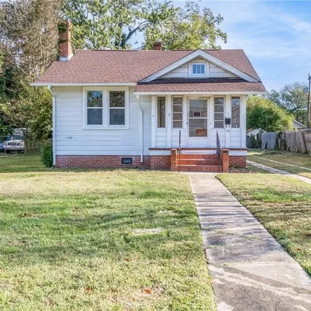 Buy this 2 bed house on 118 Cherry Avenue in Hampton, VA 23661