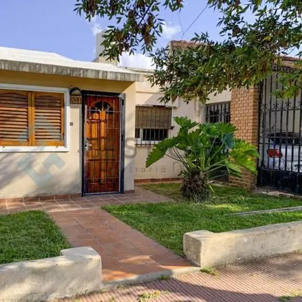 Buy this 3 bed house on Doctor Eliseo Soaje 949 in Residencial Vélez Sársfield, Cordoba