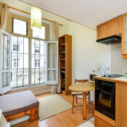 Rent this studio apartment on Mornington Hotel in 25 Gloucester Street, London