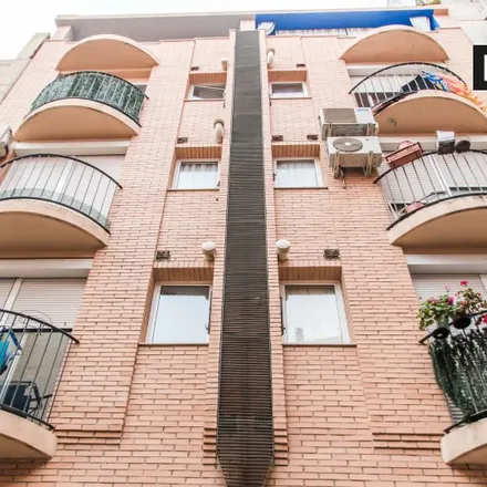 Image 3 - Avinguda de Peris i Valero, 46006 Valencia, Spain - Apartment for rent