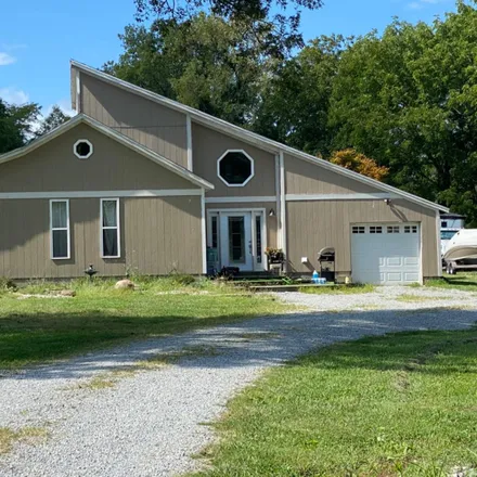 Buy this 3 bed house on 298 Dudley Road in Clinton County, OH 45107