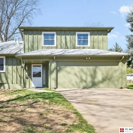 Buy this 3 bed house on 1713 Randall Drive in Bellevue, NE 68005