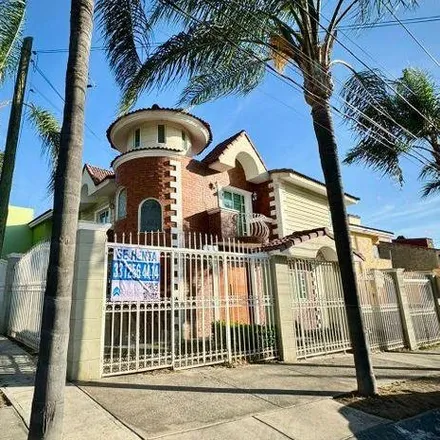 Rent this 3 bed house on Avenida Paseo de las Aves 1837 in Villas Mirador, 45158 Zapopan