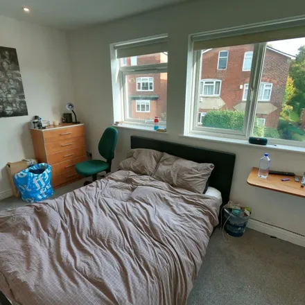 Image 9 - Back Richmond Mount, Leeds, LS6 1BY, United Kingdom - Apartment for rent