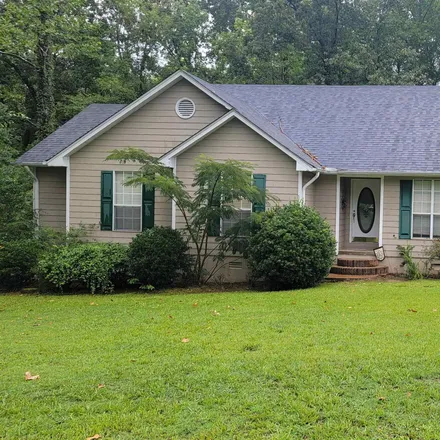 Buy this 3 bed house on 756 Holly Drive in Henderson, TN 38340