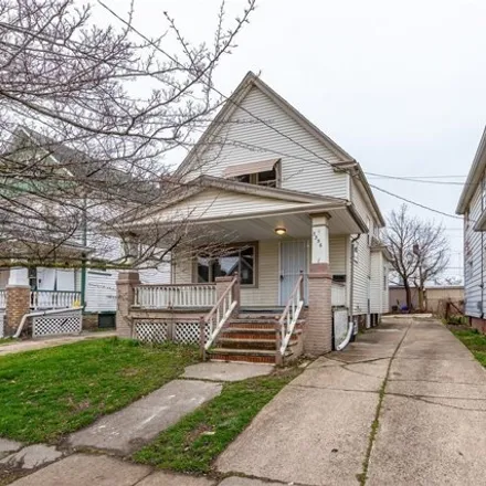 Buy this 3 bed house on 3350 West 91st Street in Cleveland, OH 44102