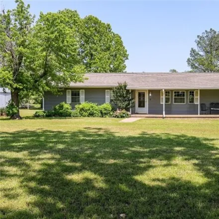 Buy this 4 bed house on 27974 Meridian Road in Hoover, Garvin County
