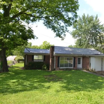 Buy this 3 bed house on 554 Magazine Road in Pulaski, TN 38478