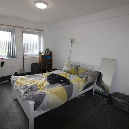 Image 2 - Frangos, 6 London Road, West Bridgford, NG2 5GN, United Kingdom - Apartment for rent