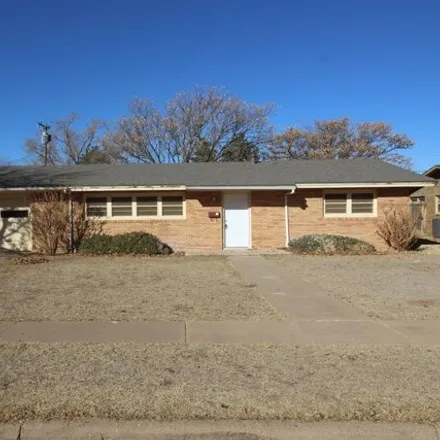 Rent this 4 bed house on 4240 48th Street in Lubbock, TX 79413