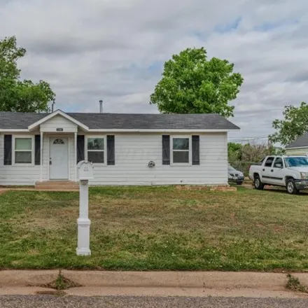 Rent this 2 bed house on 158 South Tennessee Street in Amarillo, TX 79106