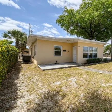 Image 1 - 5378 Manning Avenue, West Palm Beach, FL 33407, USA - House for sale