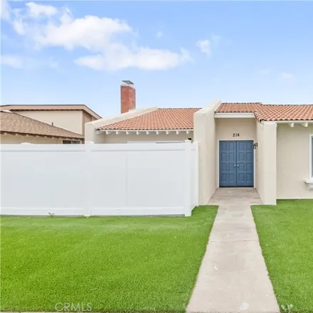 Rent this 3 bed house on 214 West Springfield Avenue in Huntington Beach, CA 92648