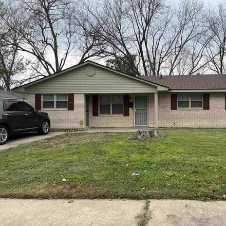 Buy this 3 bed house on 1483 Belmoor Avenue in Pine Bluff, AR 71601