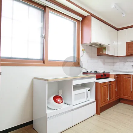 Rent this 2 bed apartment on 서울특별시 강남구 논현동 186-9