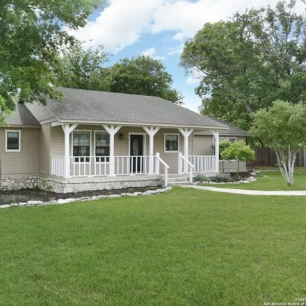Image 2 - 281 Woodland Boulevard, Kendall County, TX 78006, USA - House for sale