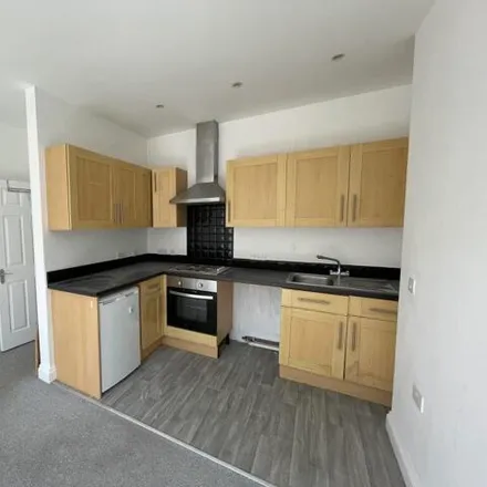 Image 3 - 36 Camperdown Street, Plymouth, PL2 1JQ, United Kingdom - Apartment for sale