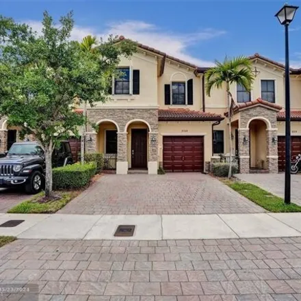 Rent this 4 bed townhouse on 8768 Northwest 98th Avenue in Doral, FL 33178
