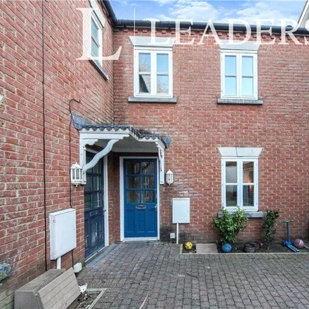 Rent this 2 bed apartment on Amigo's Takeaway in 10 Albion Street, Dunstable