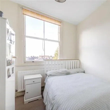 Image 7 - 235 Earl's Court Road, London, SW5 9FE, United Kingdom - Apartment for sale