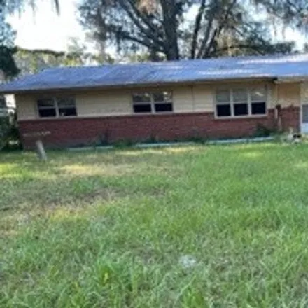 Rent this 3 bed house on 918 Southeast Lantana Loop in Lake City, FL 32025