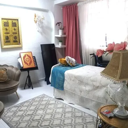 Rent this 1 bed room on 21 Eunos Crescent in Eunos Crescent View, Singapore 400021