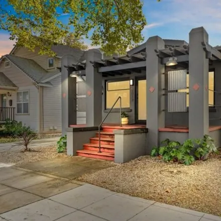 Buy this 2 bed house on 2054 X Street in Sacramento, CA 95818
