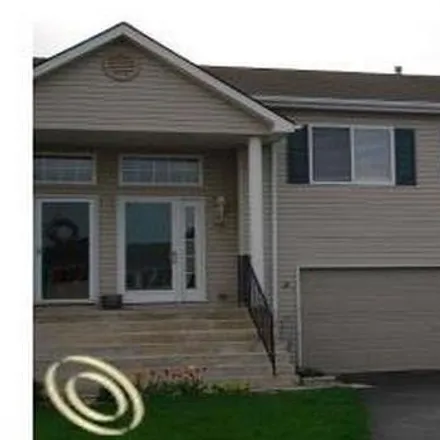 Rent this 3 bed condo on 1100 Lake View Circle in Mundy Charter Township, MI 48439