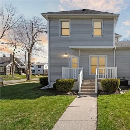 Buy this 4 bed house on 312 East Elm Street in Wauseon, OH 43567