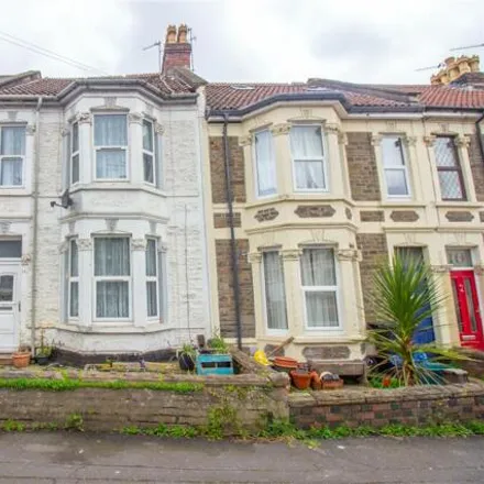 Buy this 3 bed townhouse on 26 Cromer Road in Bristol, BS5 6JX