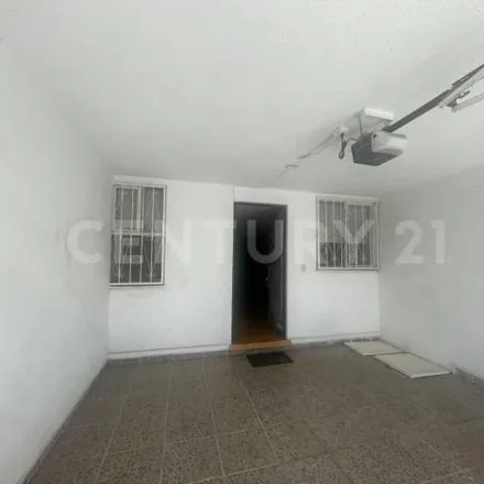 Buy this 2 bed house on Calle Chillán in 72735 Puebla City, PUE