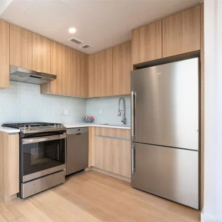 Image 3 - 134-16 35th Avenue, New York, NY 11354, USA - Condo for sale