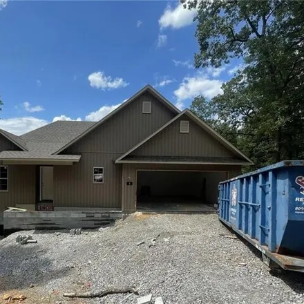 Buy this 2 bed house on 8 Weyhill Cir in Bella Vista, Arkansas