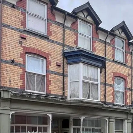 Image 1 - Irfon Crescent, Llanwrtyd Wells, LD5 4ST, United Kingdom - Apartment for rent