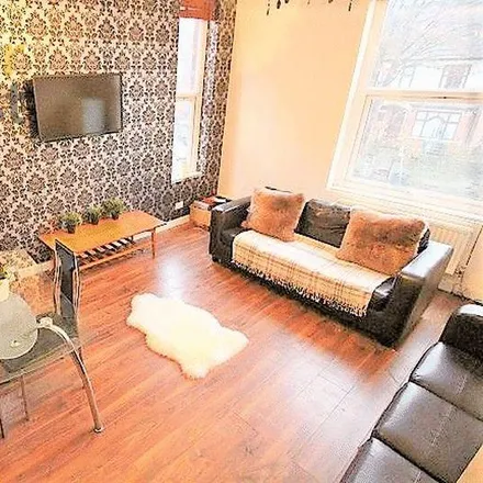 Rent this 6 bed apartment on Spring Road in Leeds, LS6 3BF