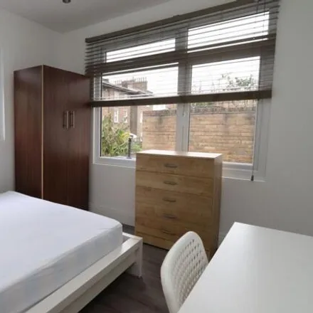 Image 2 - Camden Mews, London, NW1 9XD, United Kingdom - House for rent