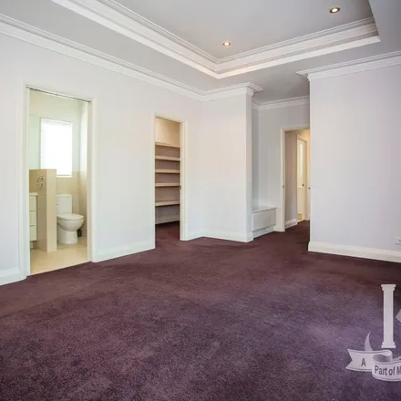 Image 2 - Bossman, Astor Lane, Mount Lawley WA 6050, Australia - Apartment for rent
