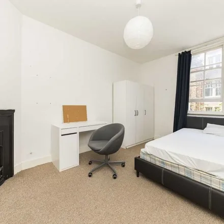 Image 3 - Jessel House, Judd Street, London, WC1H 9PX, United Kingdom - Apartment for rent