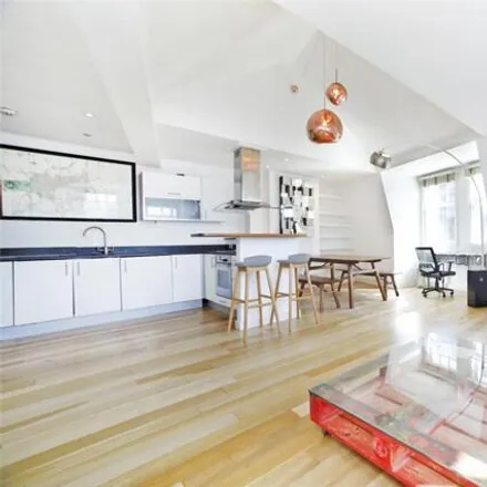 Buy this 2 bed house on Centre for Creative Collaboration in 16 Acton Street, London