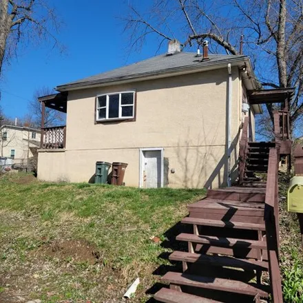 Buy this 2 bed house on 2090 Paul Drive in Mifflin Township, OH 43211