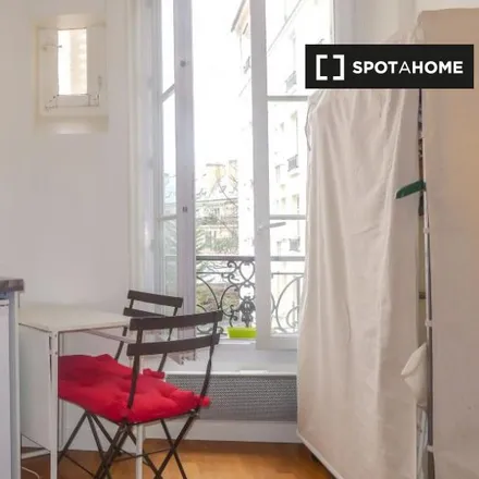 Image 6 - 20 bc Rue Pétrarque, 75016 Paris, France - Apartment for rent