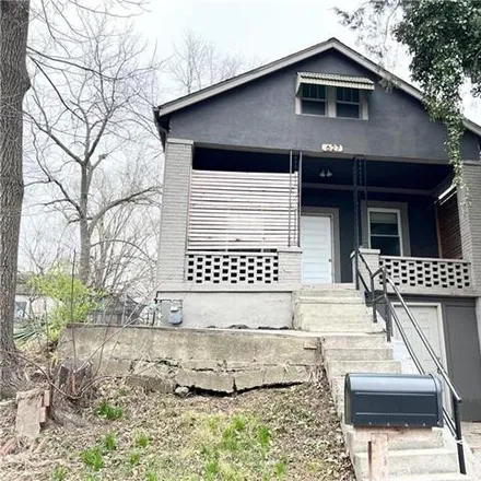 Buy this 3 bed house on 689 Sumner Avenue in Kansas City, KS 66101