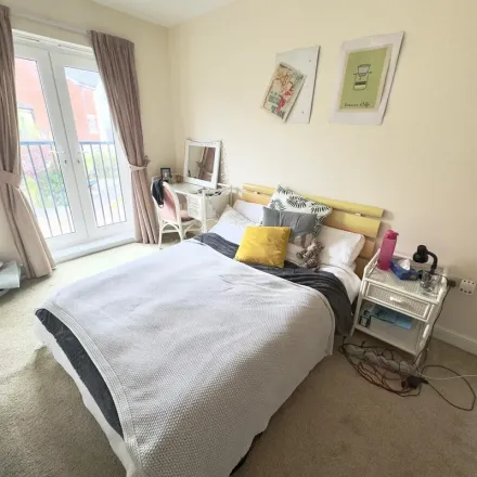 Image 7 - 26 Montgomery Avenue, Leeds, LS16 5RQ, United Kingdom - Townhouse for rent