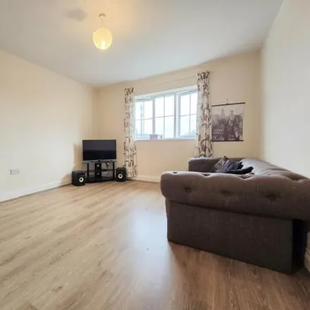 Image 3 - Phoenix Heights, Rayleigh, Essex, N/a - Apartment for sale