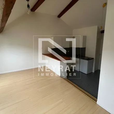 Rent this 2 bed apartment on 48 Rue des Godrans in 21000 Dijon, France
