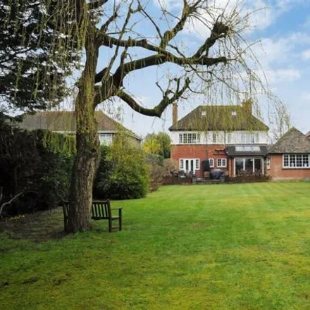 Image 5 - Mill Hill, Brentwood, CM15 8EU, United Kingdom - House for sale