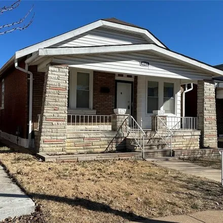 Buy this 2 bed house on 5165 Itaska Street in St. Louis, MO 63109