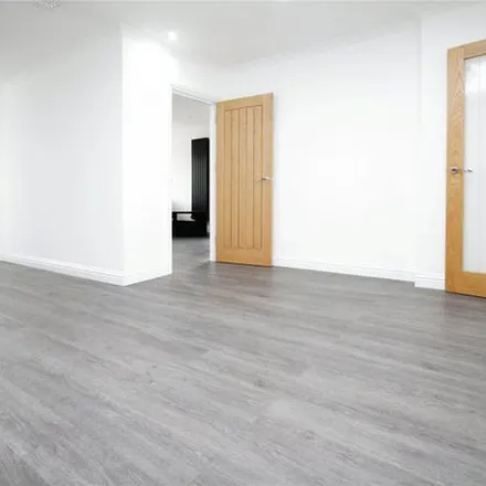 Image 4 - Lillyputts Equestrian Centre, unnamed road, London, RM11 3AB, United Kingdom - Apartment for rent